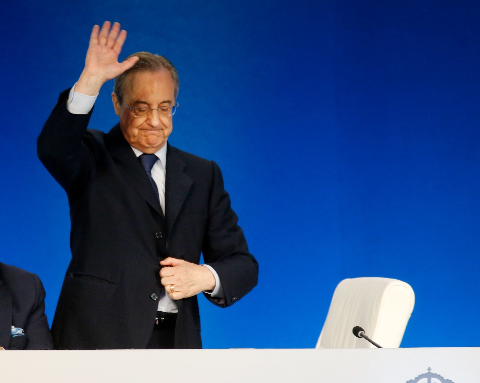 是一位对手 是一位对手